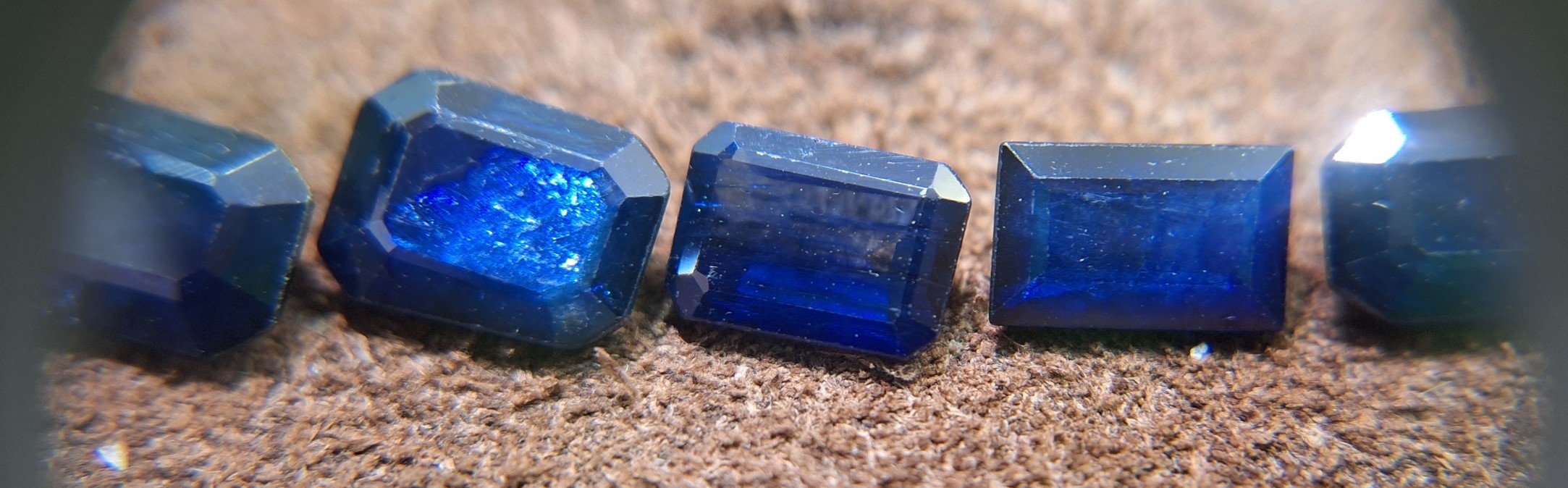 یاقوت کبود تایلندی 