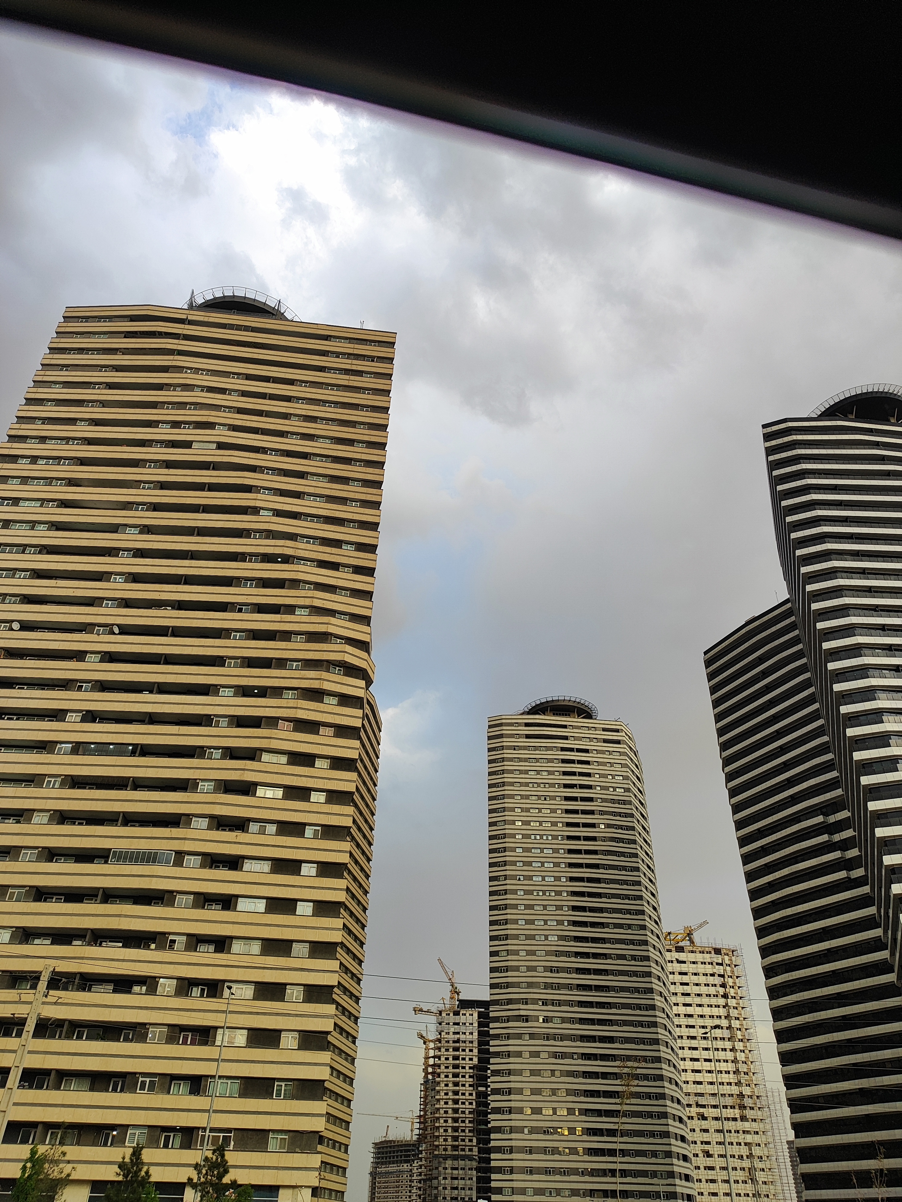 ثبت نام مسکن دریاچه چیتگر تهران