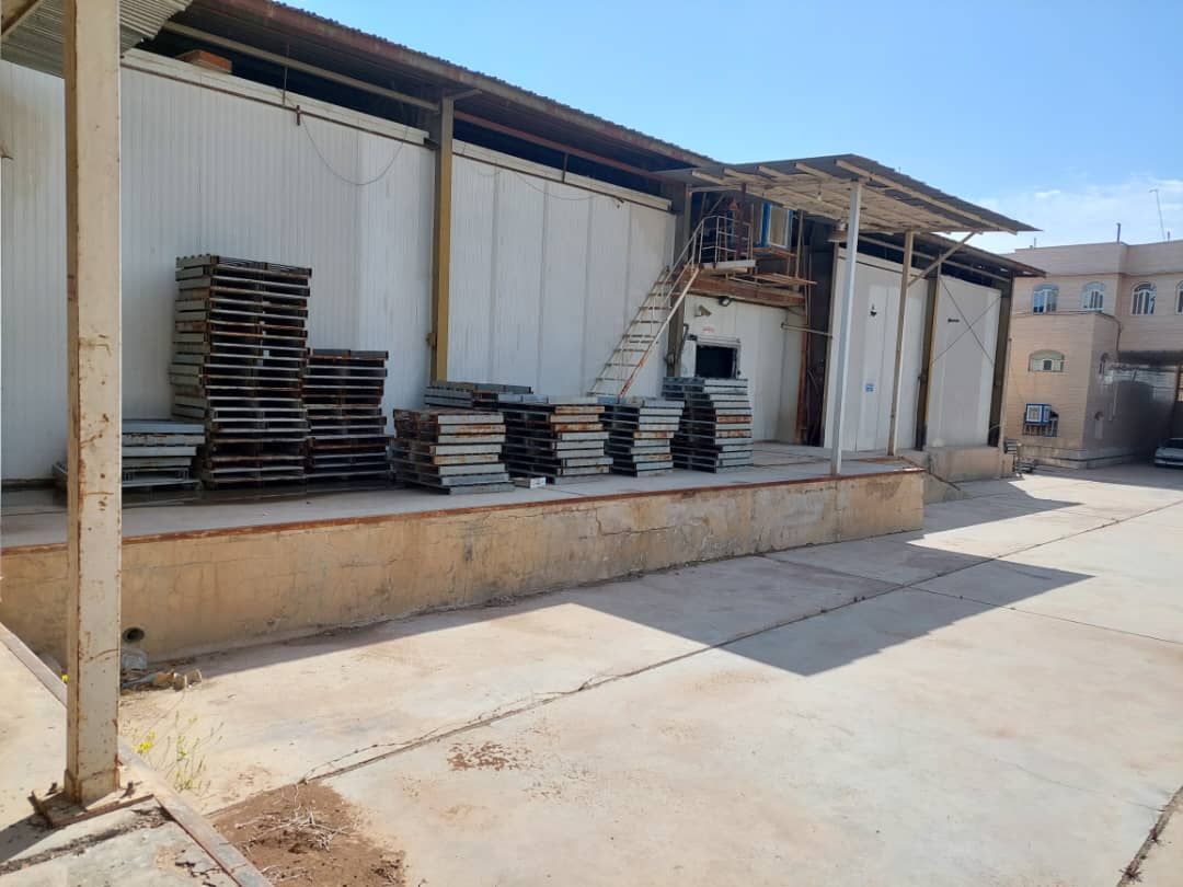 ملک سردخانه دار وسوله بسته بندی