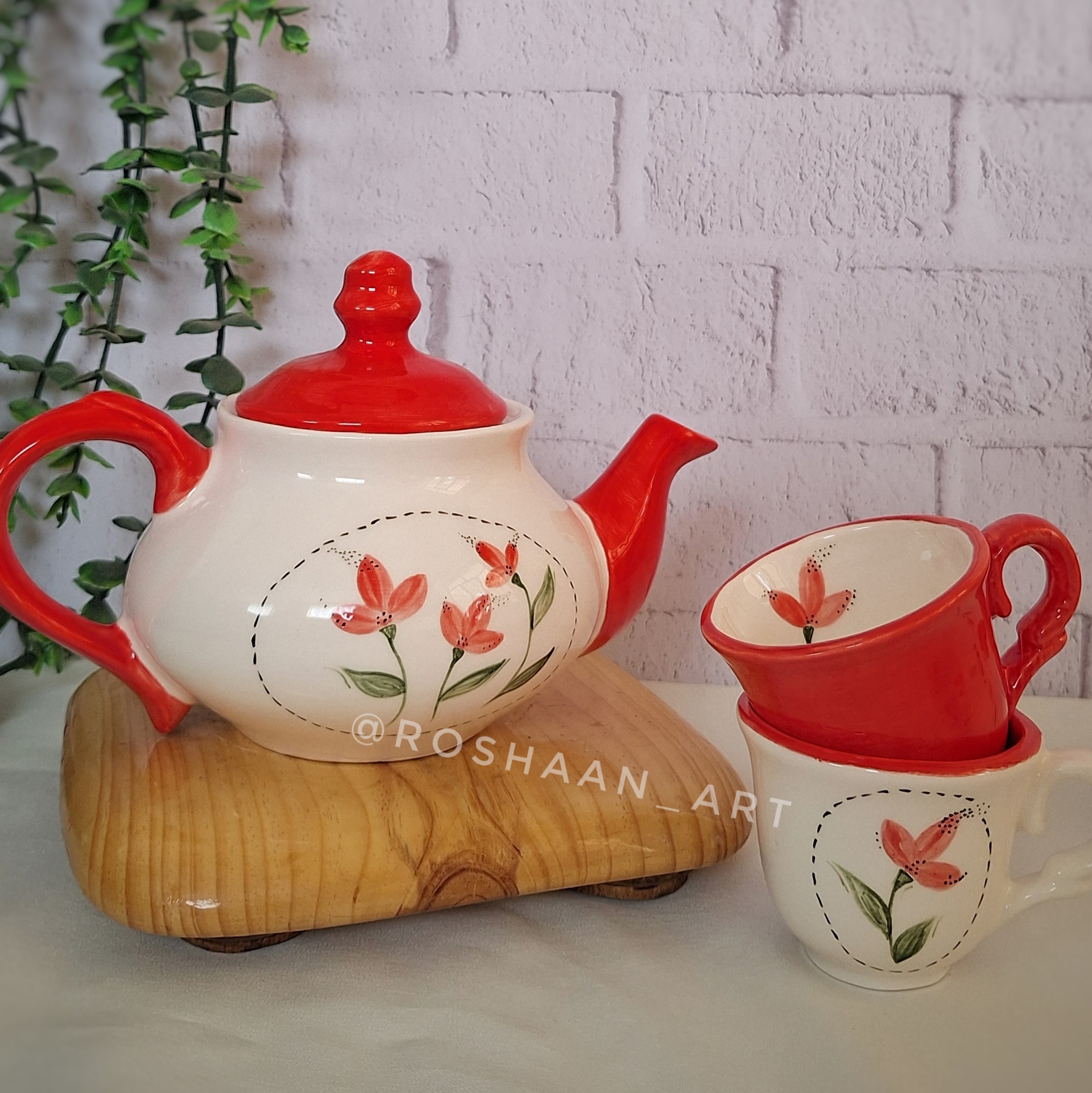 سرویس چایخوری سرامیکی گل قرمزی 