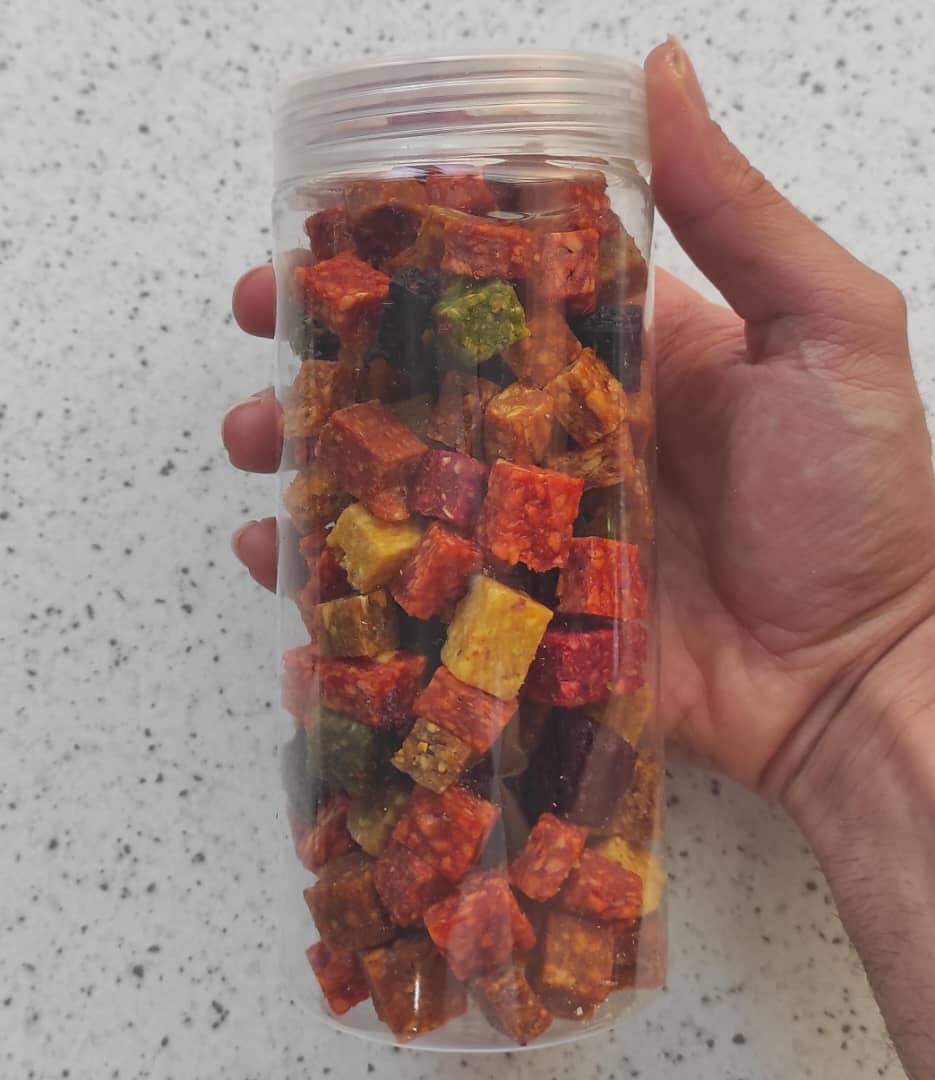 میوه خشک مخلوط و حبه میوه مخلوط