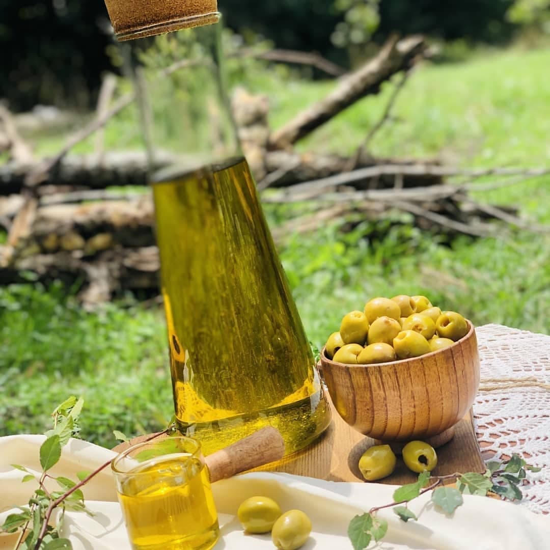 روغن زیتون فرا بکر طبیعی با خواص درمانی 