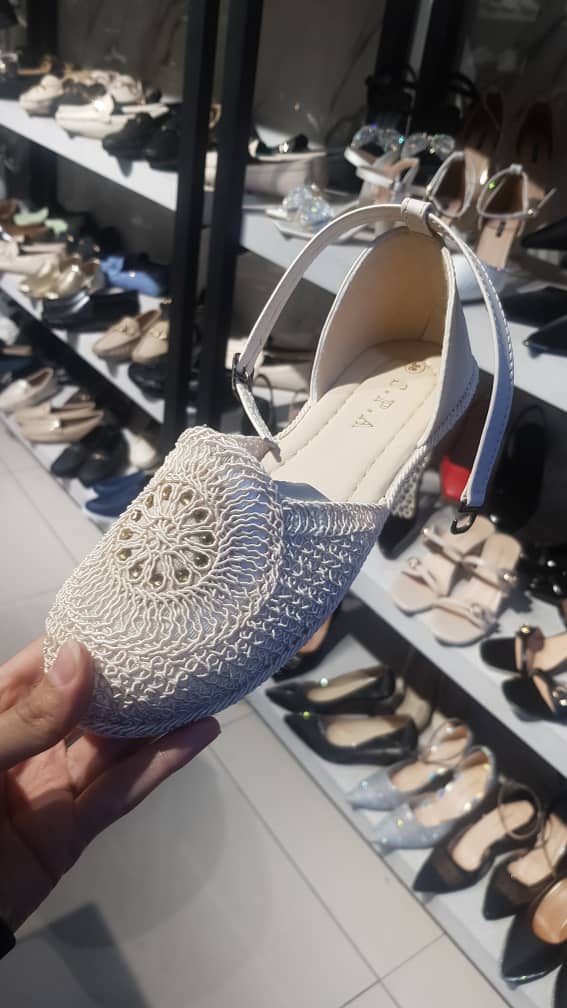 کفش عربی شبدیز