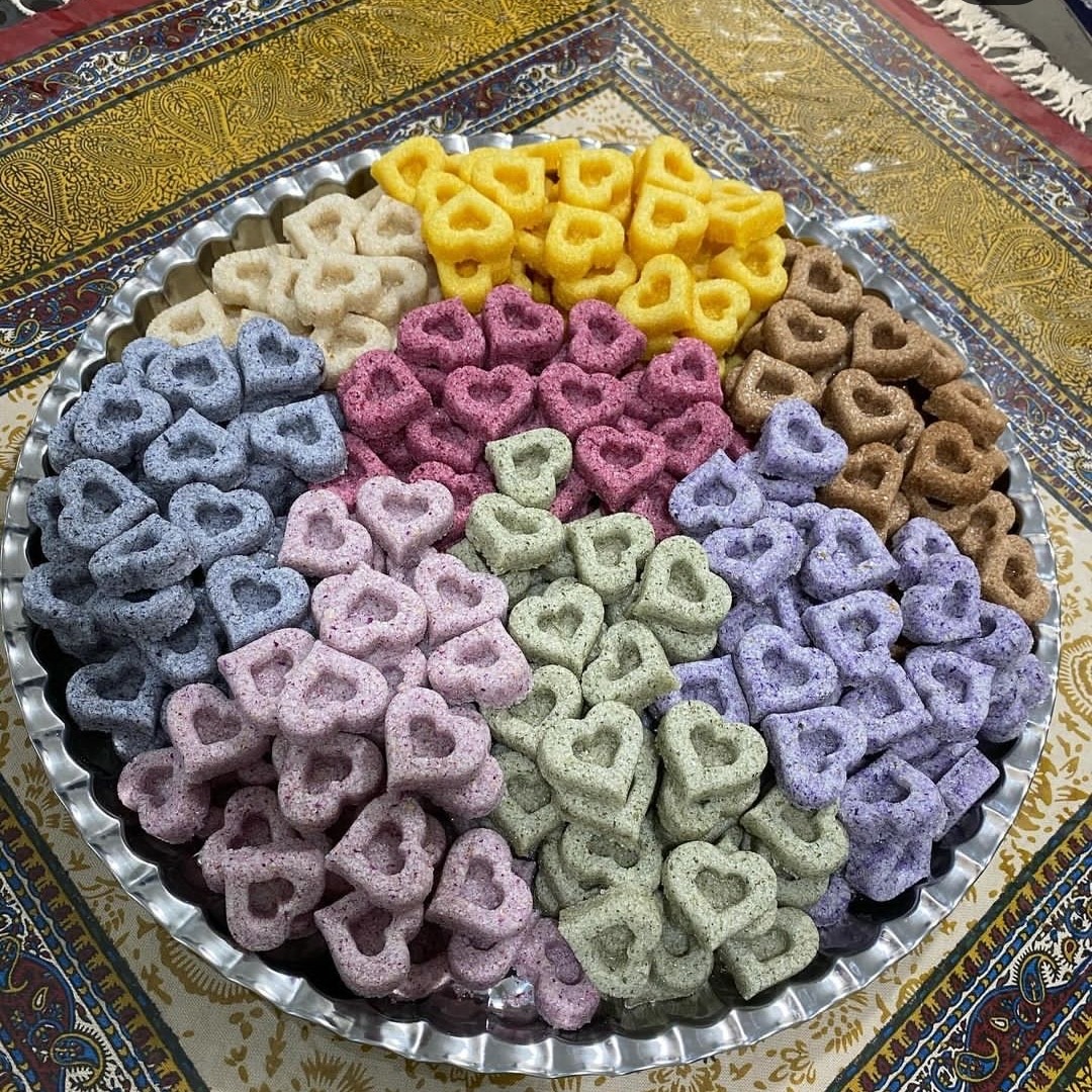 قند و نبات های رنگی میوه ای و گیاهی