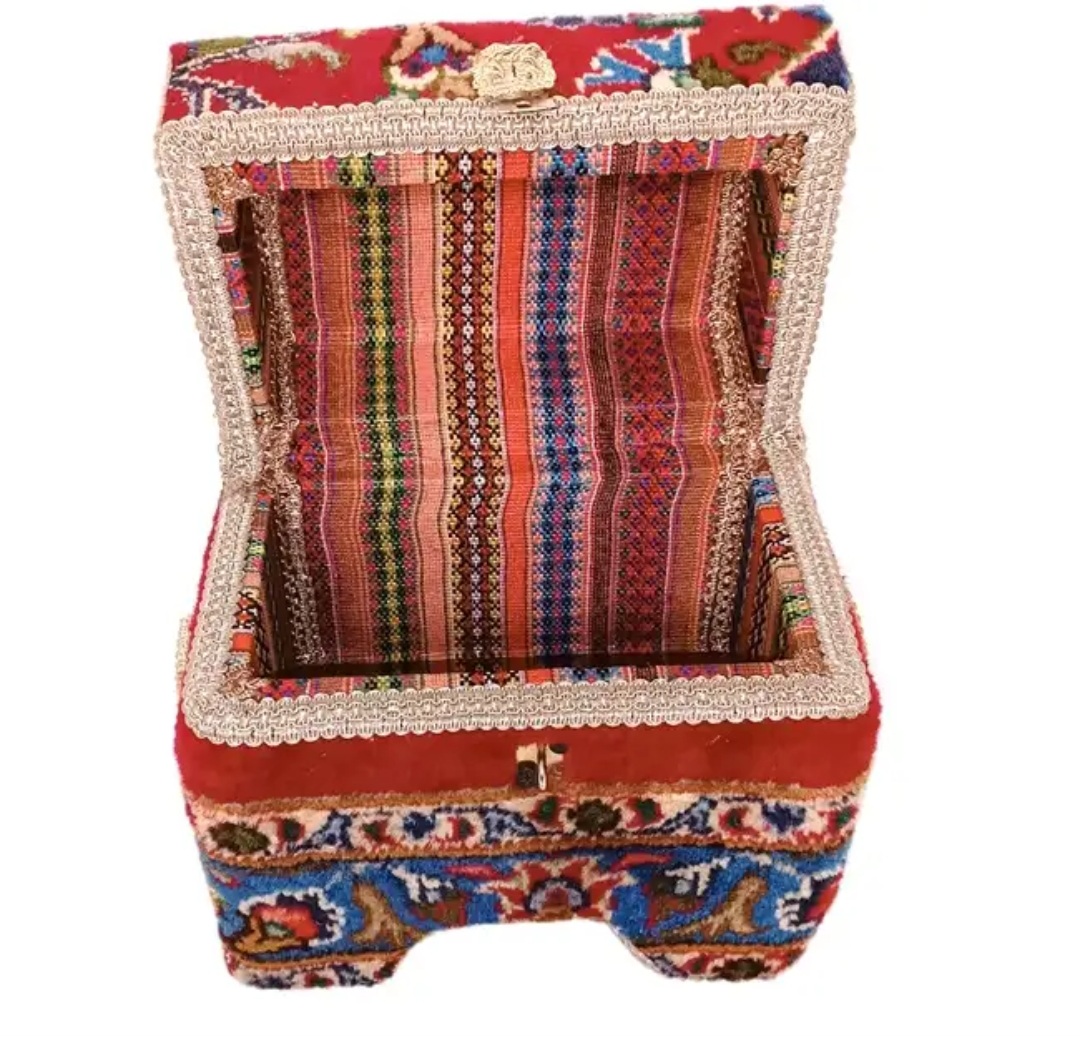 صندوق چوبی سنتی
