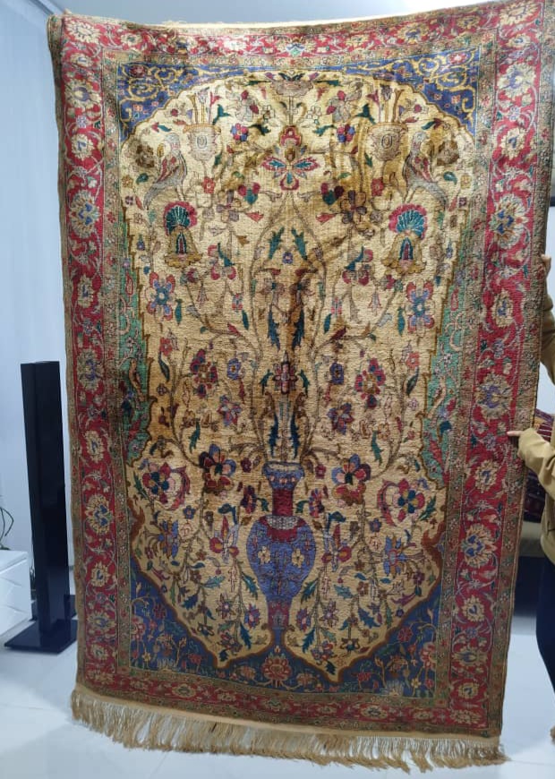 قالیچه دستباف تمام ابریشم