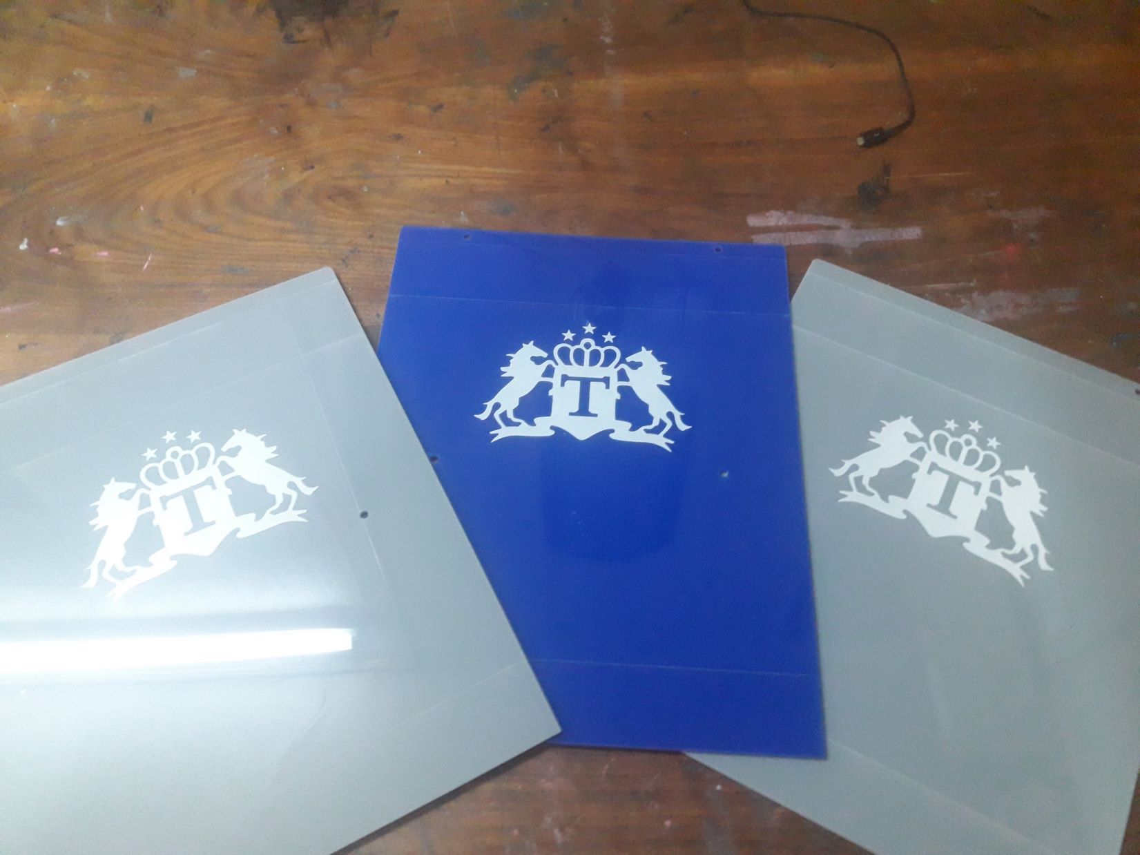 چاپ سیلک . تامپو . طلاکوب 