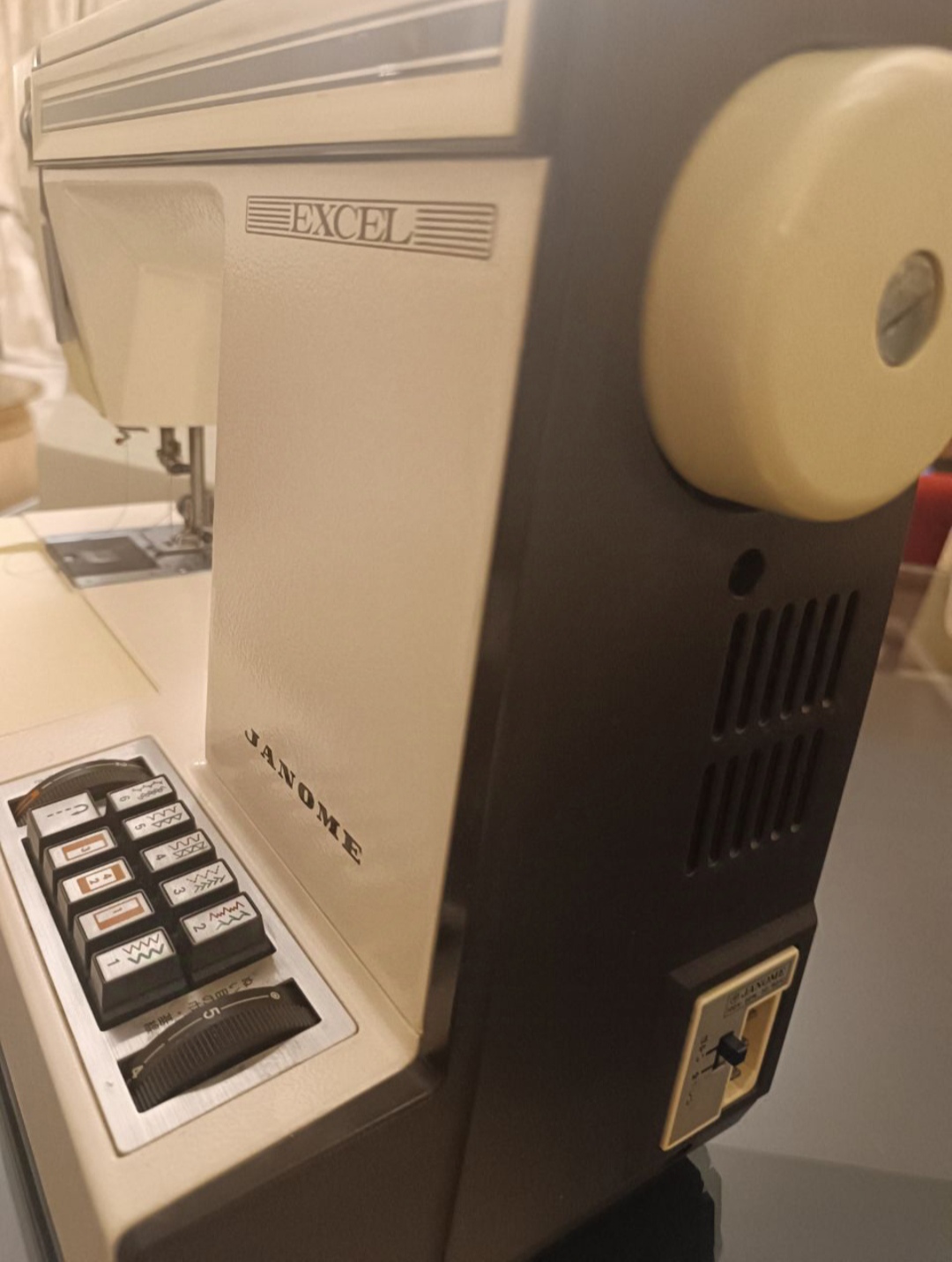 چرخ خیاطی مدل ژانومه اصل ژاپن