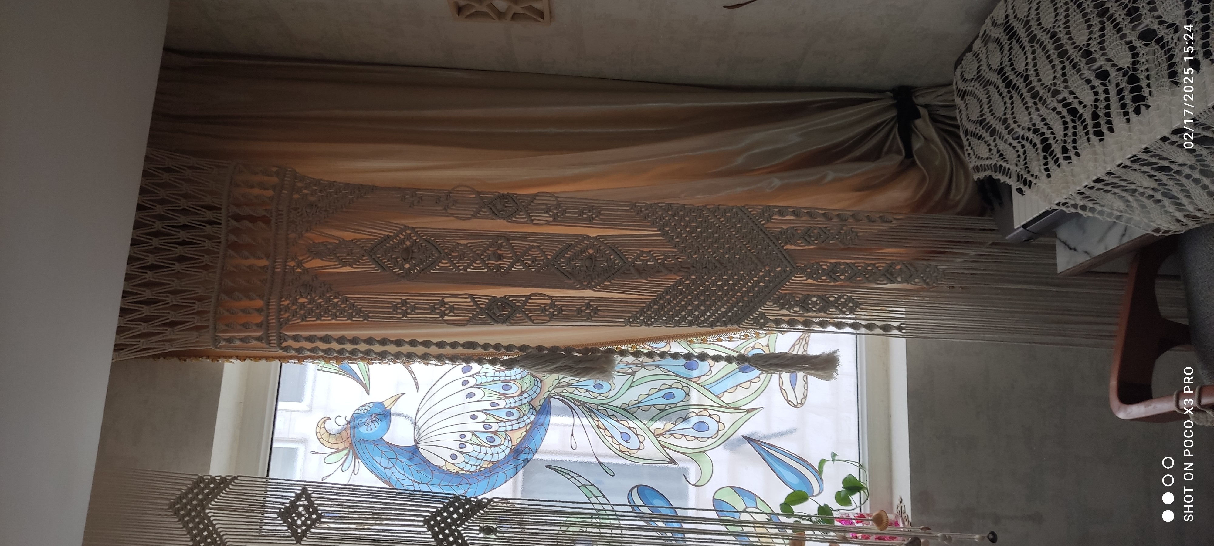پرده مکرومه بافی