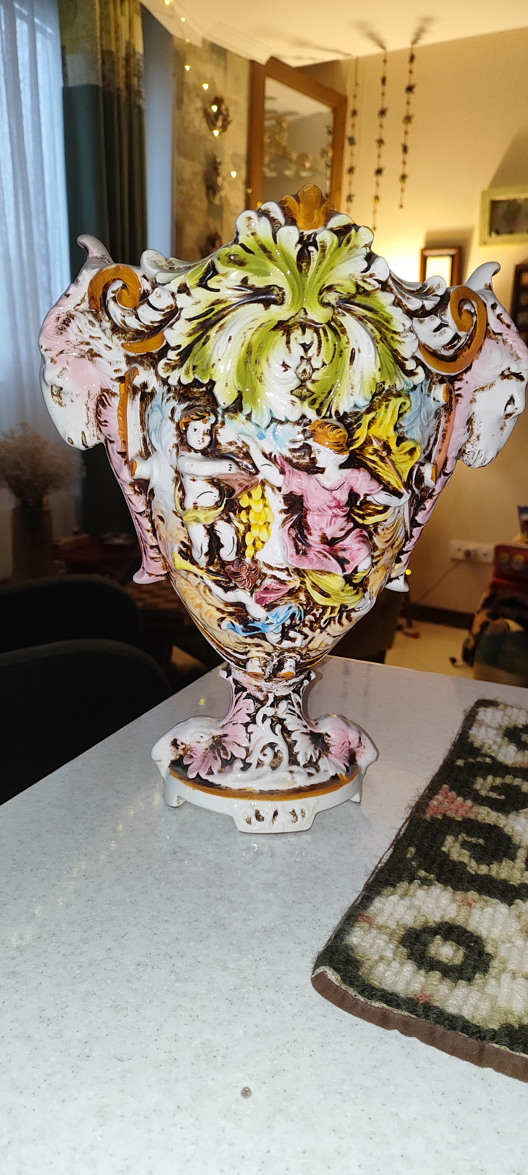 گلدان عتیقه ایتالیایی قدمت بالای ۶۰ سال