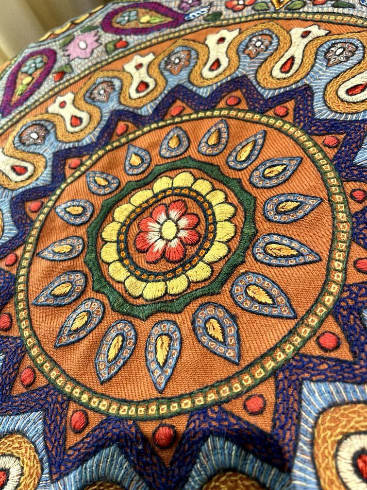 رومیزی پته کرمان دستدوز