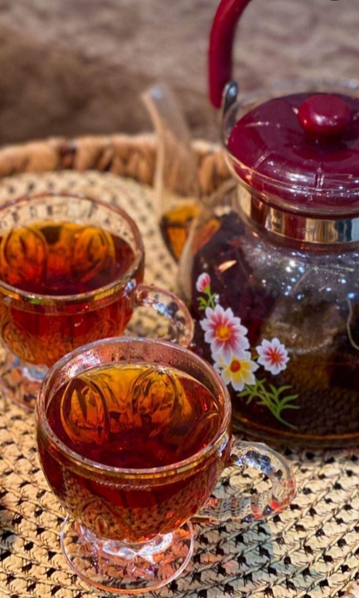 میوه خشک و ادویه و انواع دمنوش