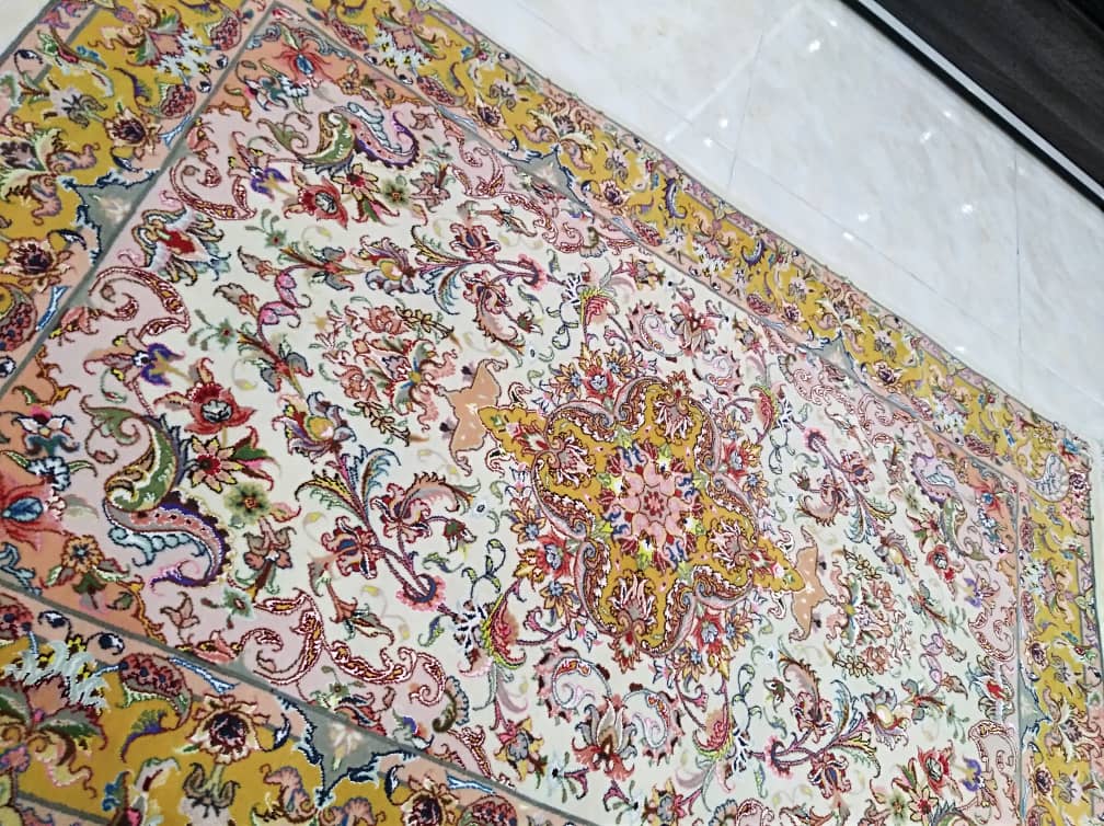 قالیچه دست بافت 