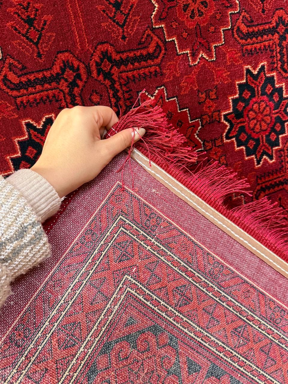 فرش  ۷۰۰ شانه طرح بلوچ