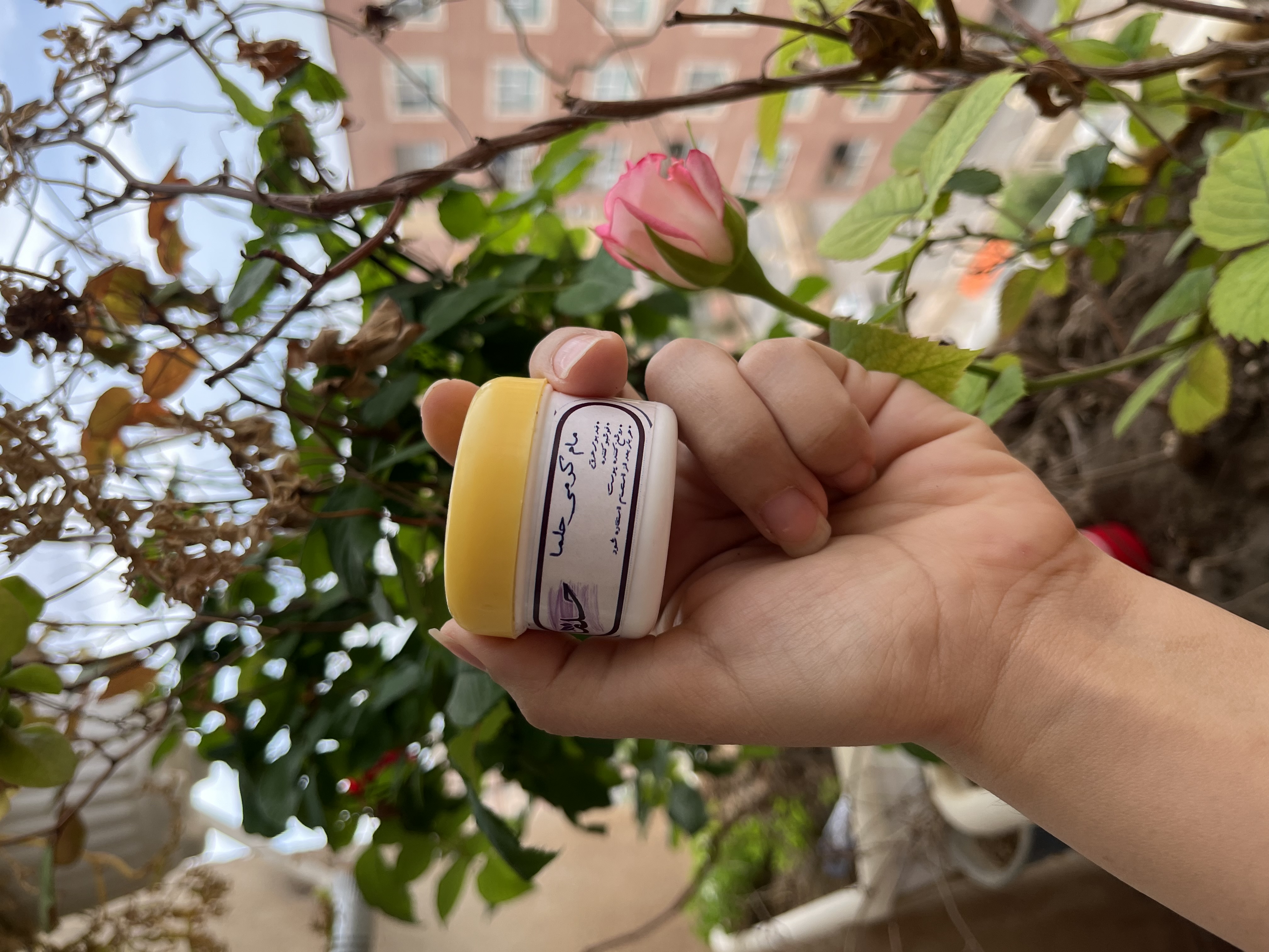 مام ضدبوی عرق 