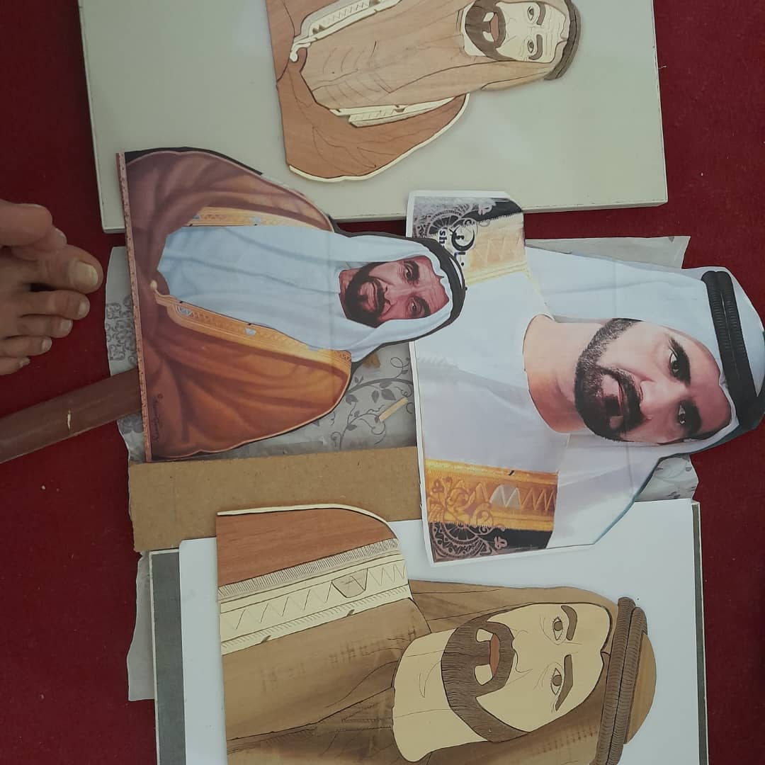 لوحة مصنوعة يدوياً