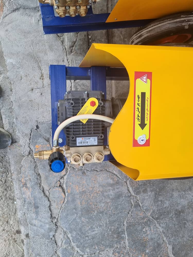 کارواش صنعتی ۲۰۰ بار سه فاز ایتالیا