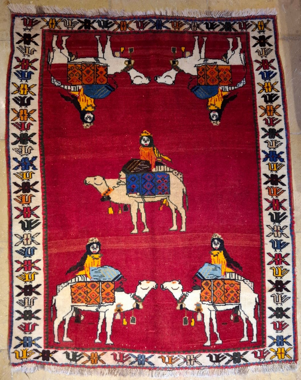 فرش دستباف اصیل ایرانی