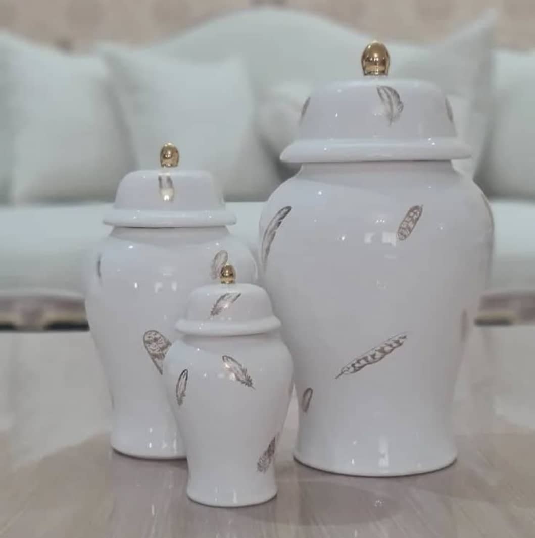 دکوری و تزئینی 