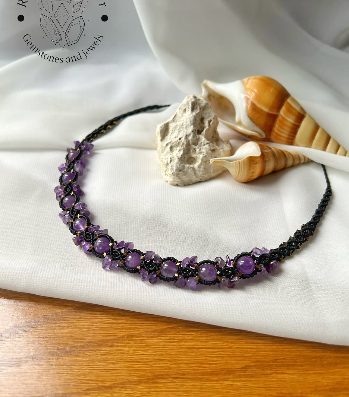 گردنبند سنگی دست ساز