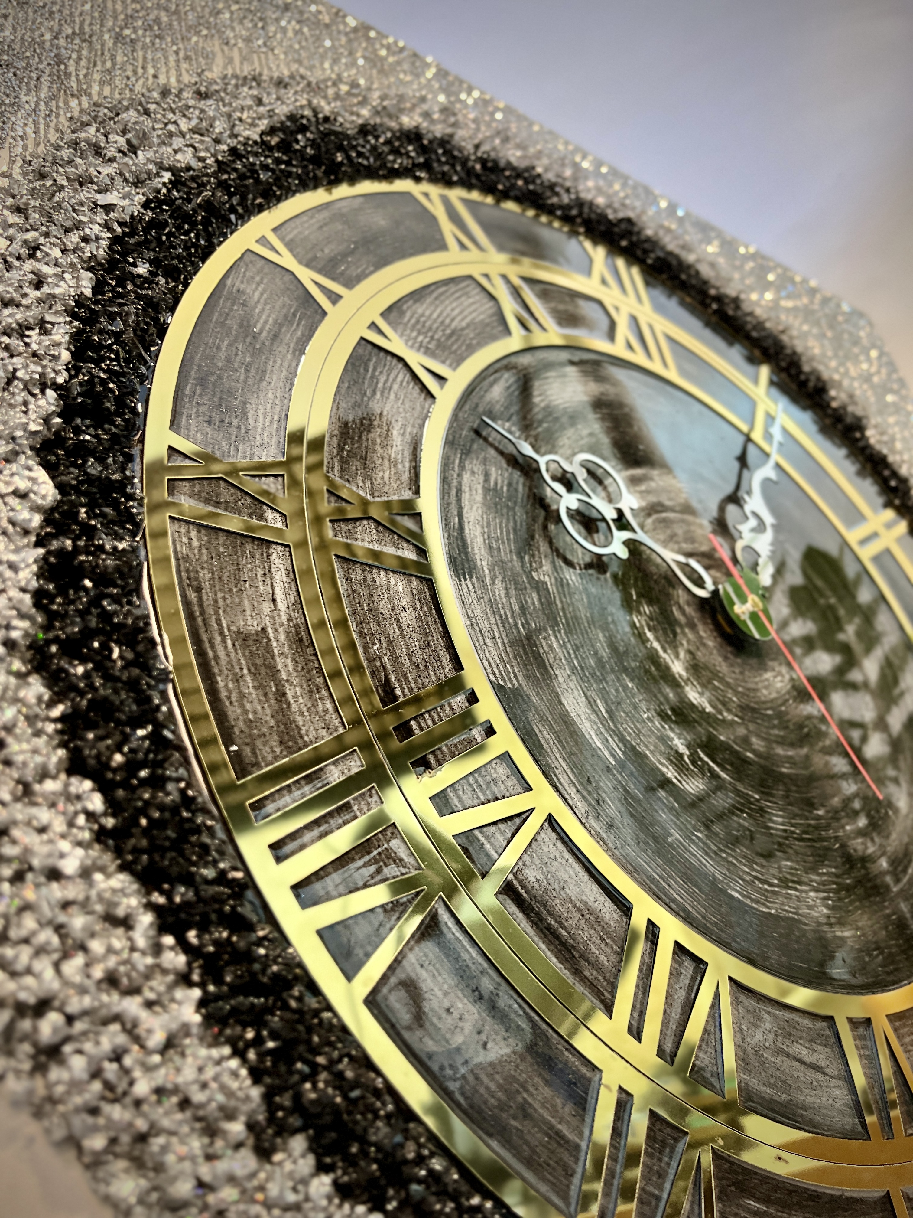 ساعت دکوراتیو 