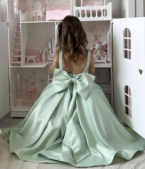 مزون ارینا مودا