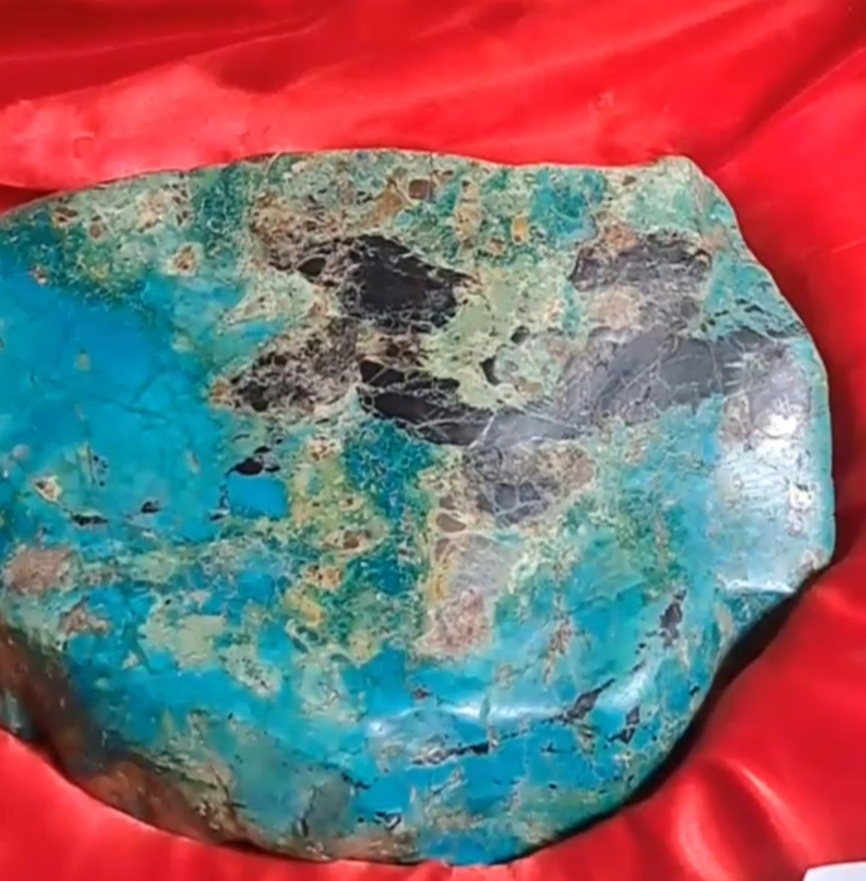 سنگ قیمتی و کمیاب