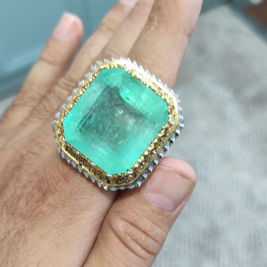 زمرد کلمبیا 71 قیراطی 