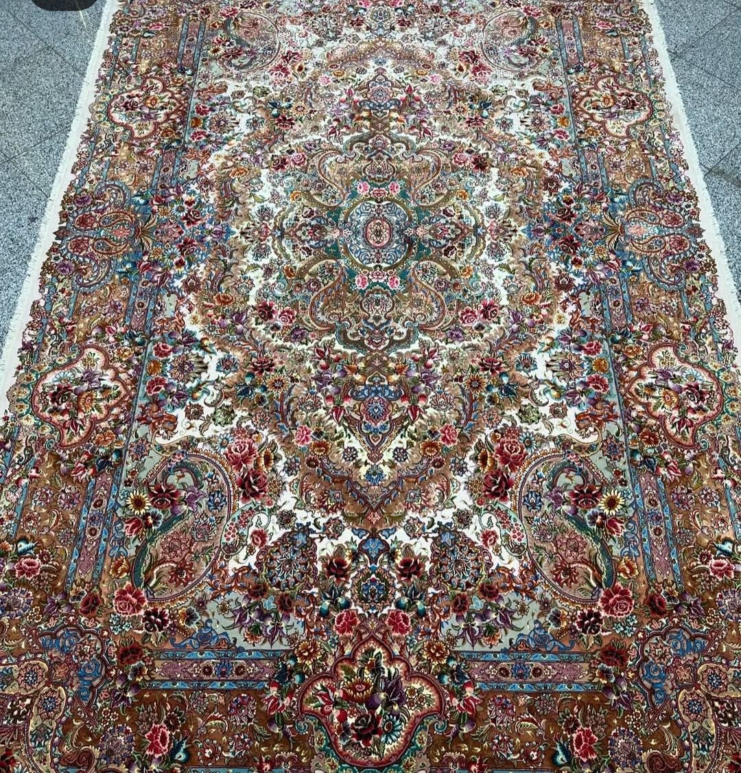 السجاد الیدوی الحریری من تبریز