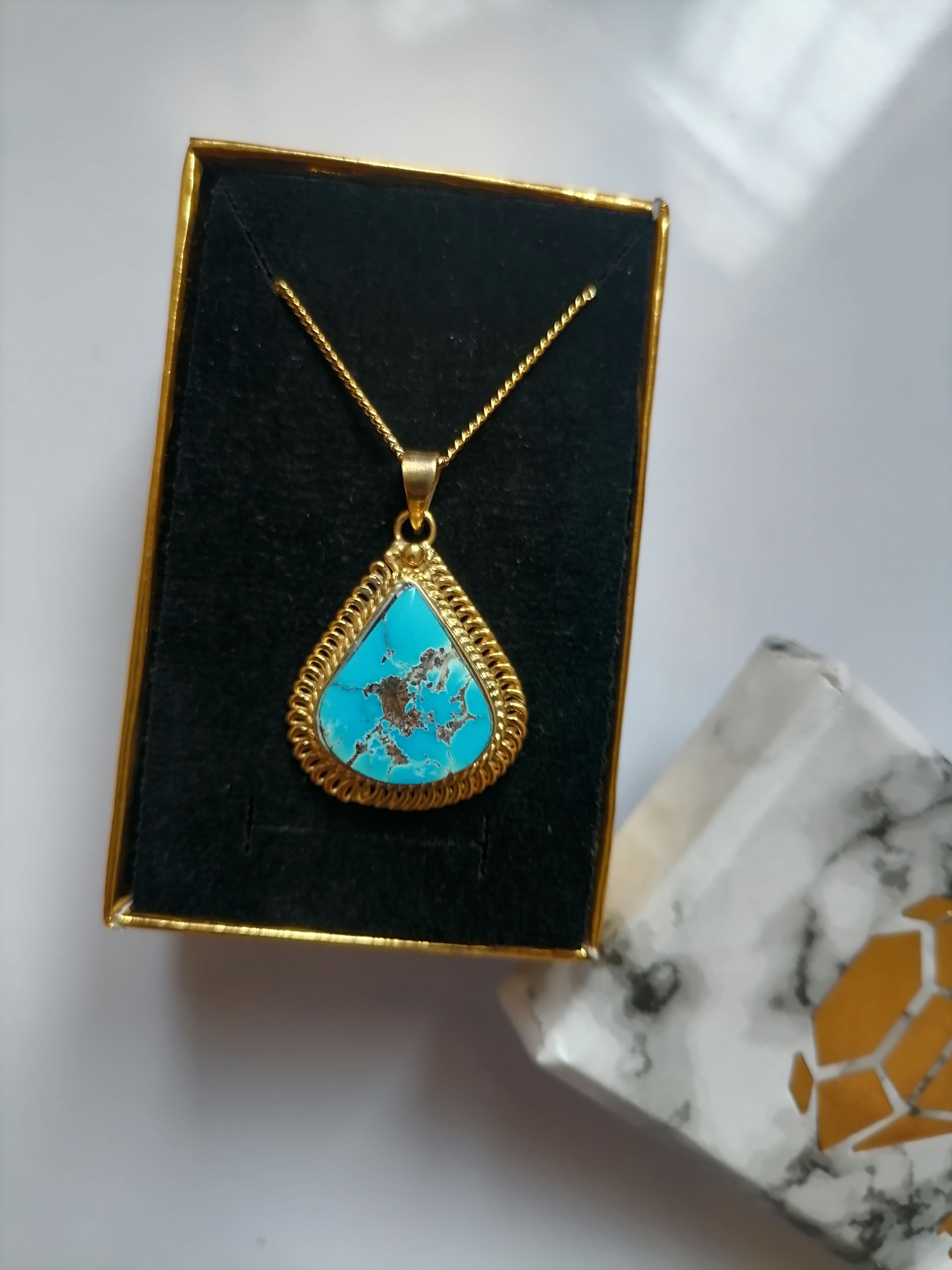 فیروزه اصل نیشابور