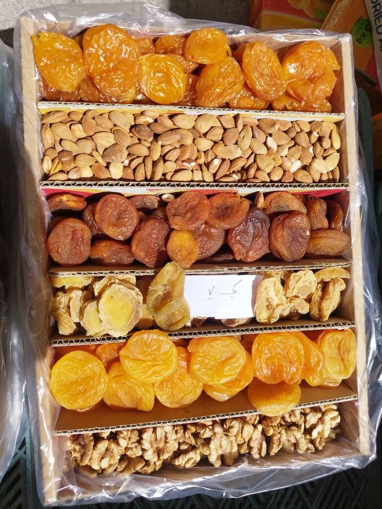 انواع میوه خشک حبه ای و اسلایس