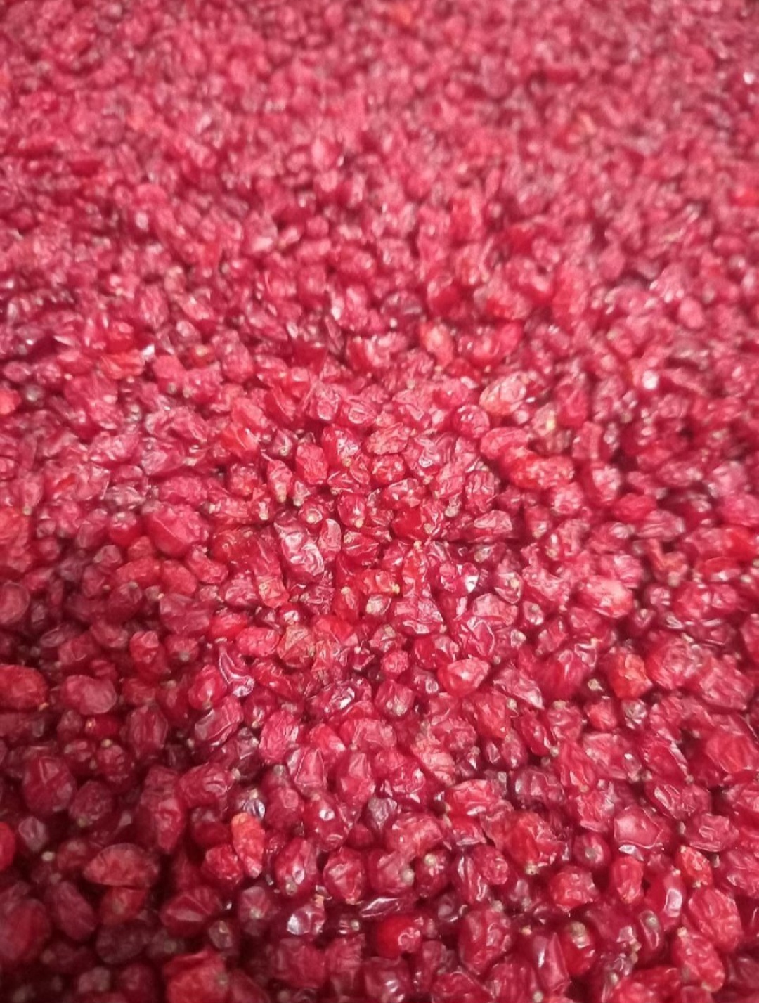 زرشک، زعفران، عرق بابونه، گلاب