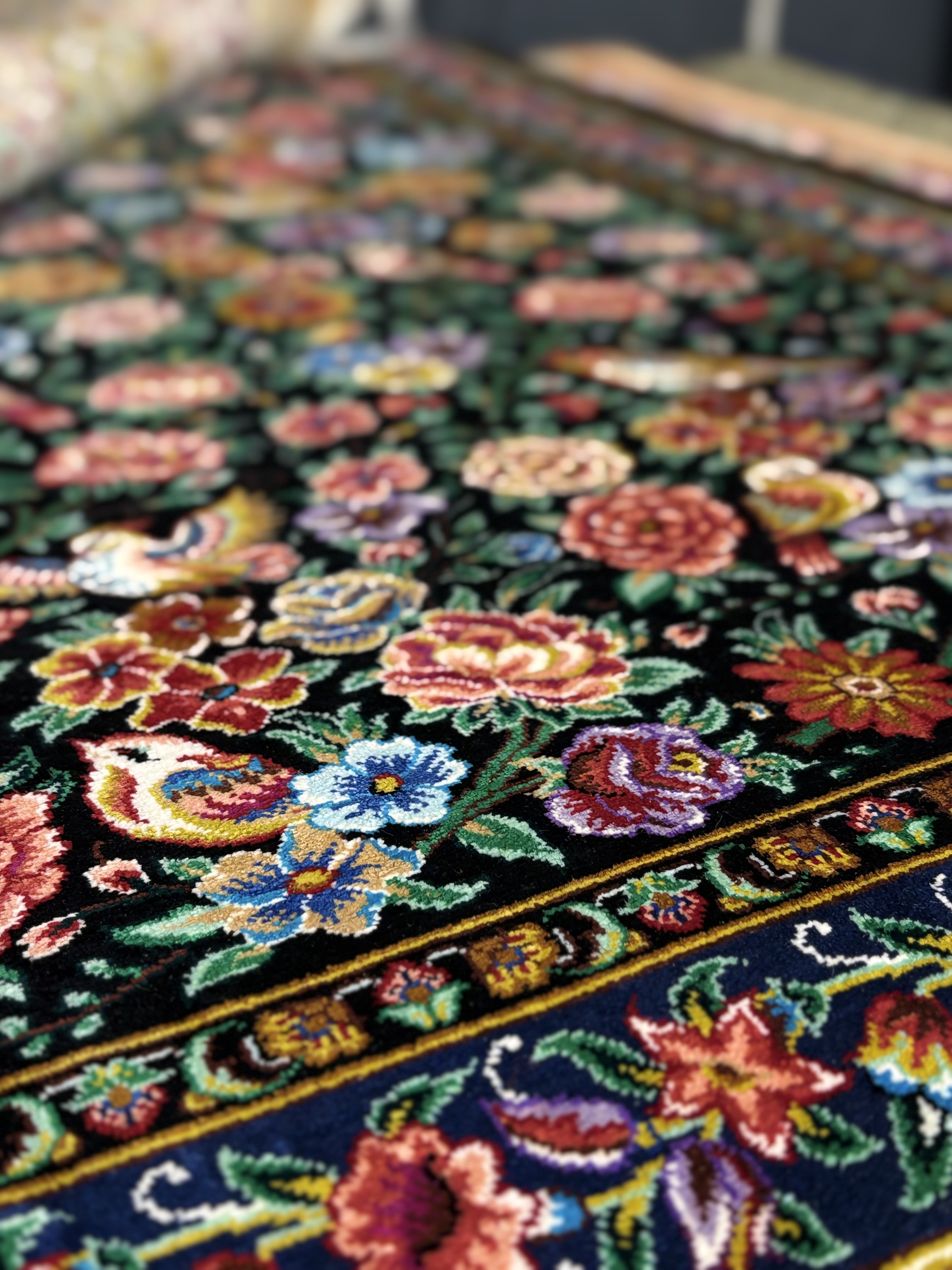 فرش دست باف ابریشم