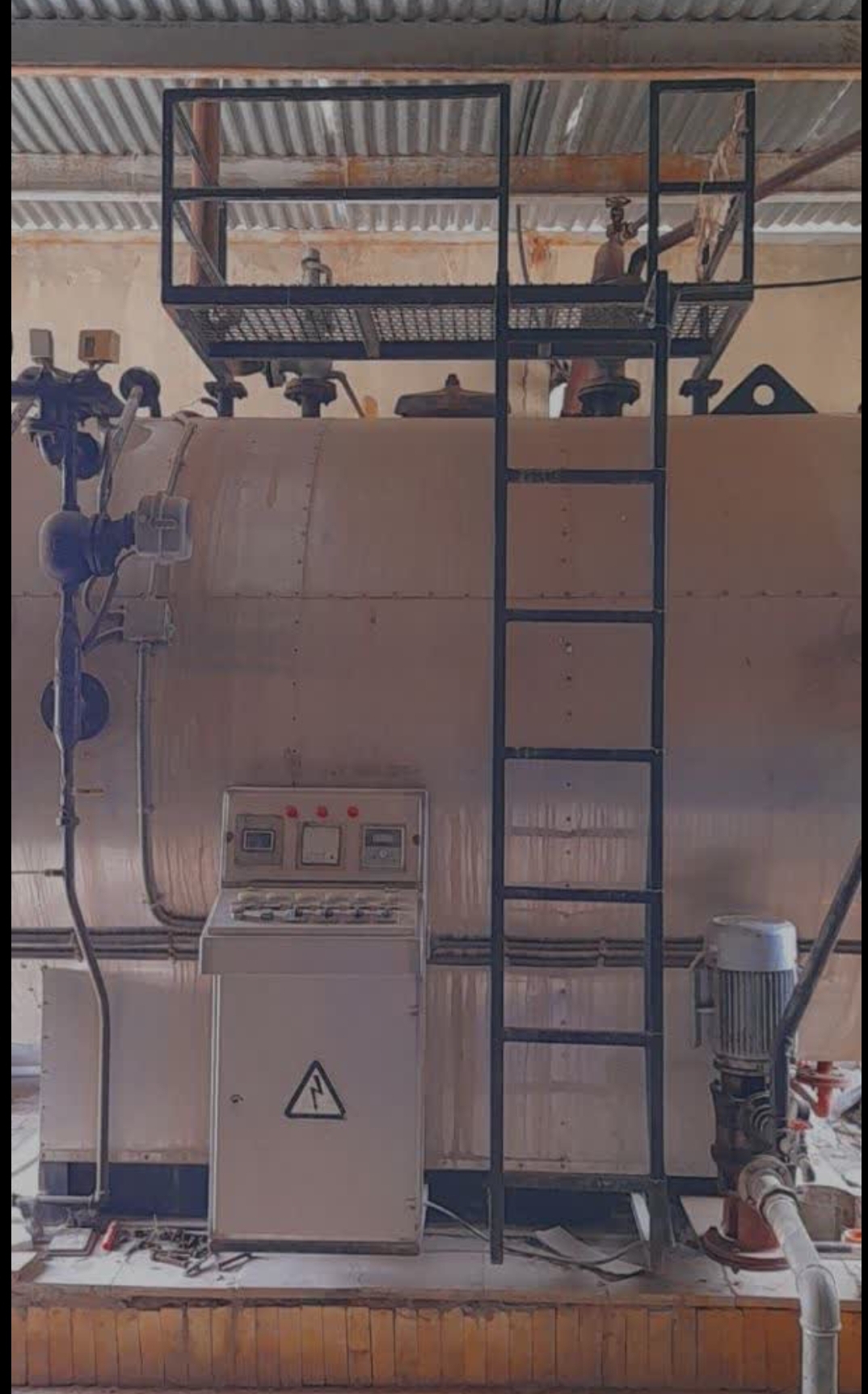 فروش کارخانه گلاب و عرقیجات 