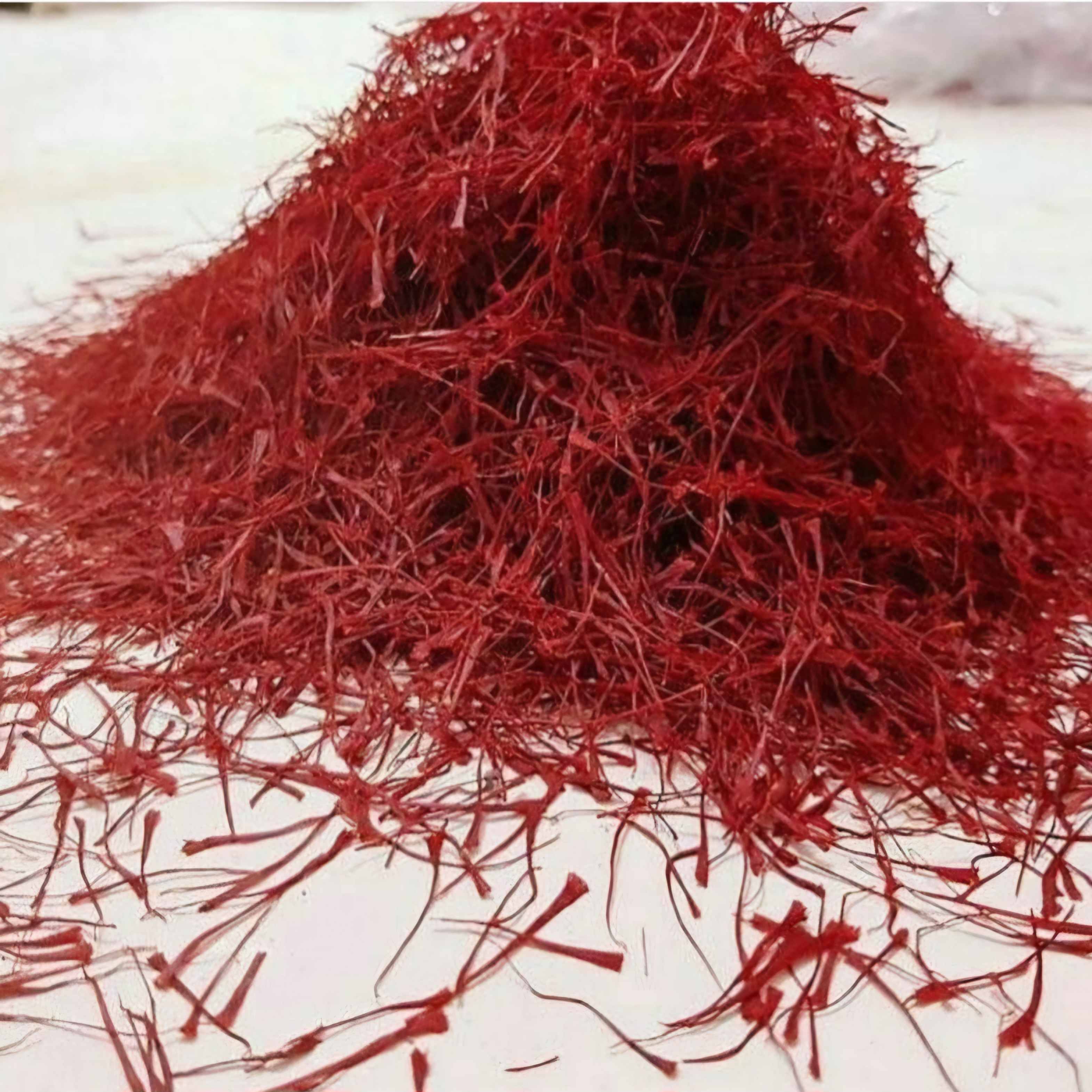 خشکبار زعفران پسته آجیل 