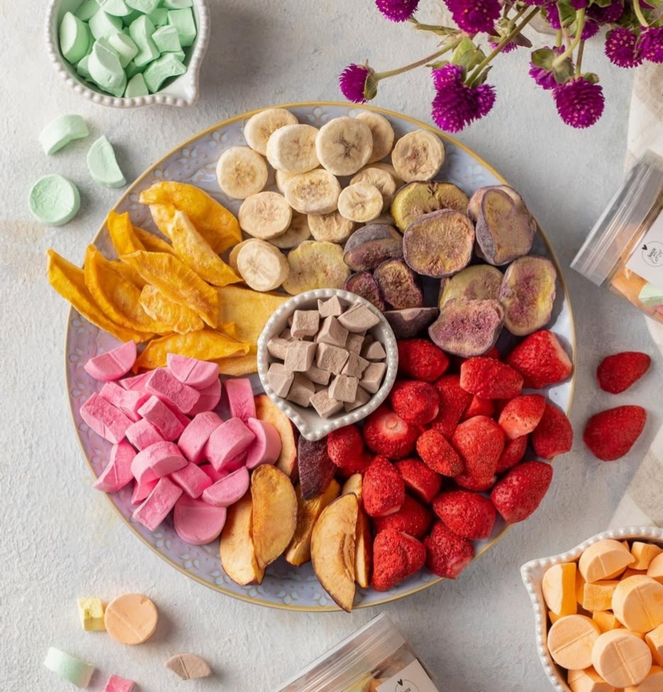 میوه خشک(فواكه مجففة)