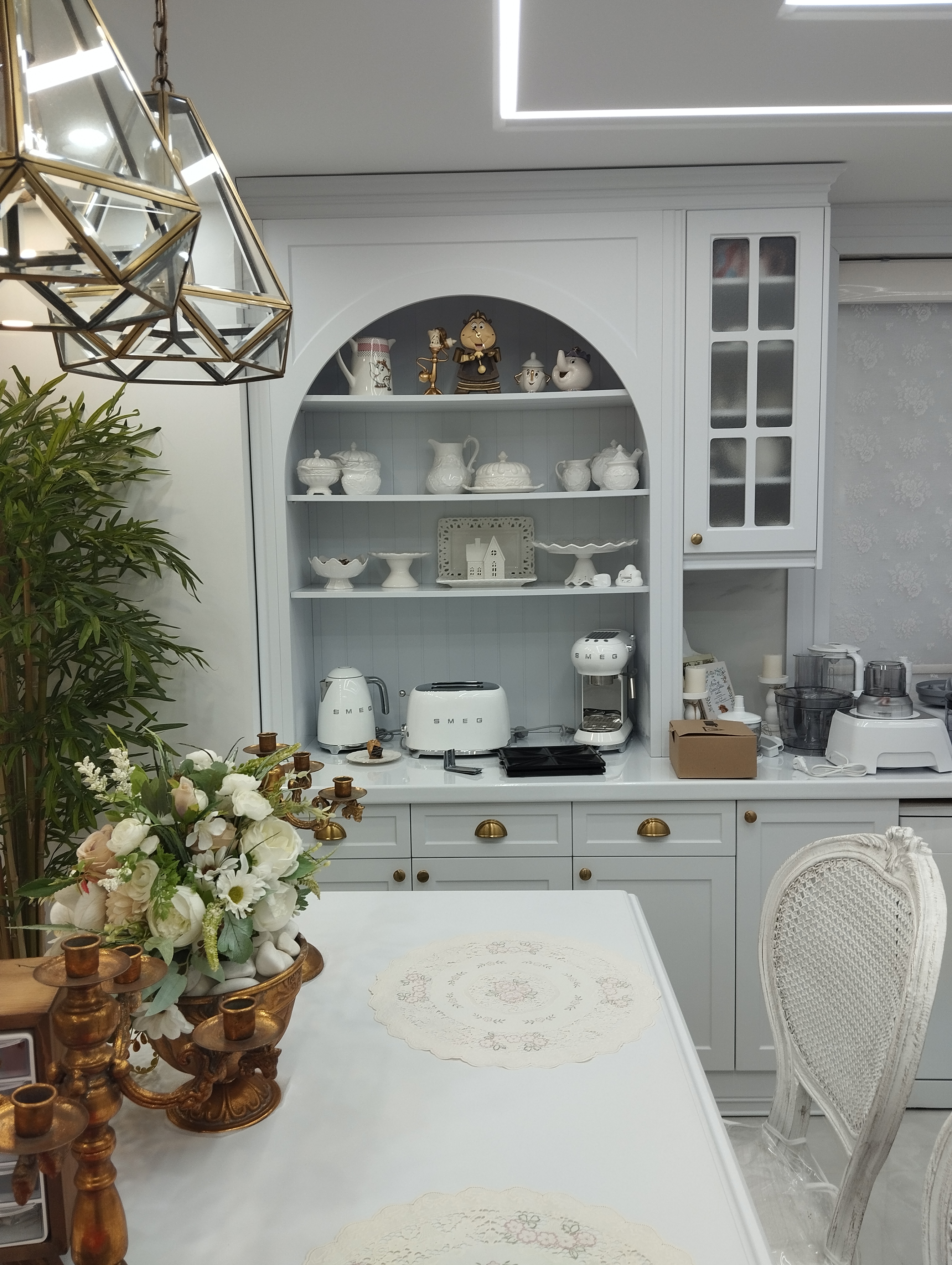 کابینت ودکوراسیون داخلی 