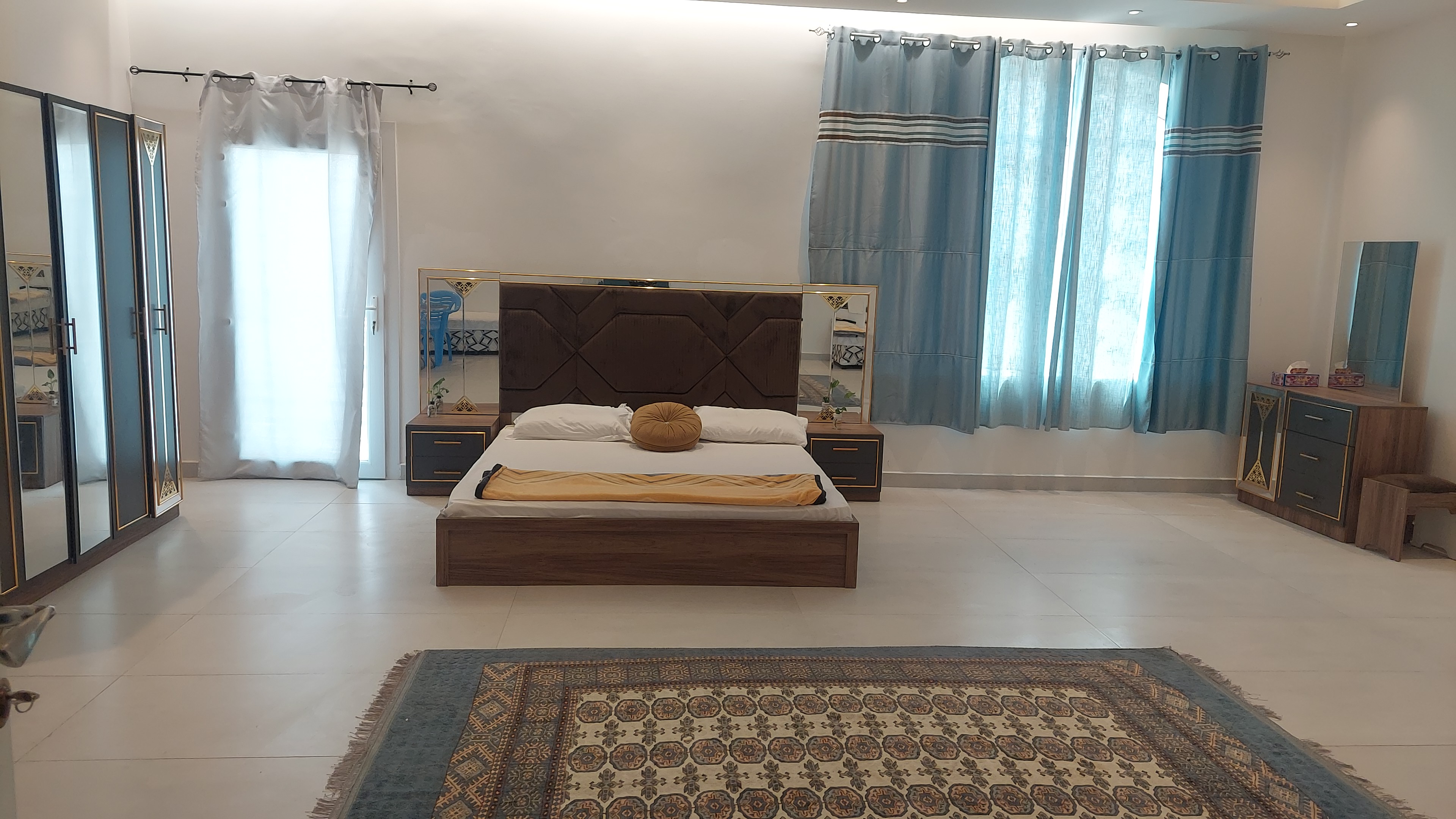 Clean room