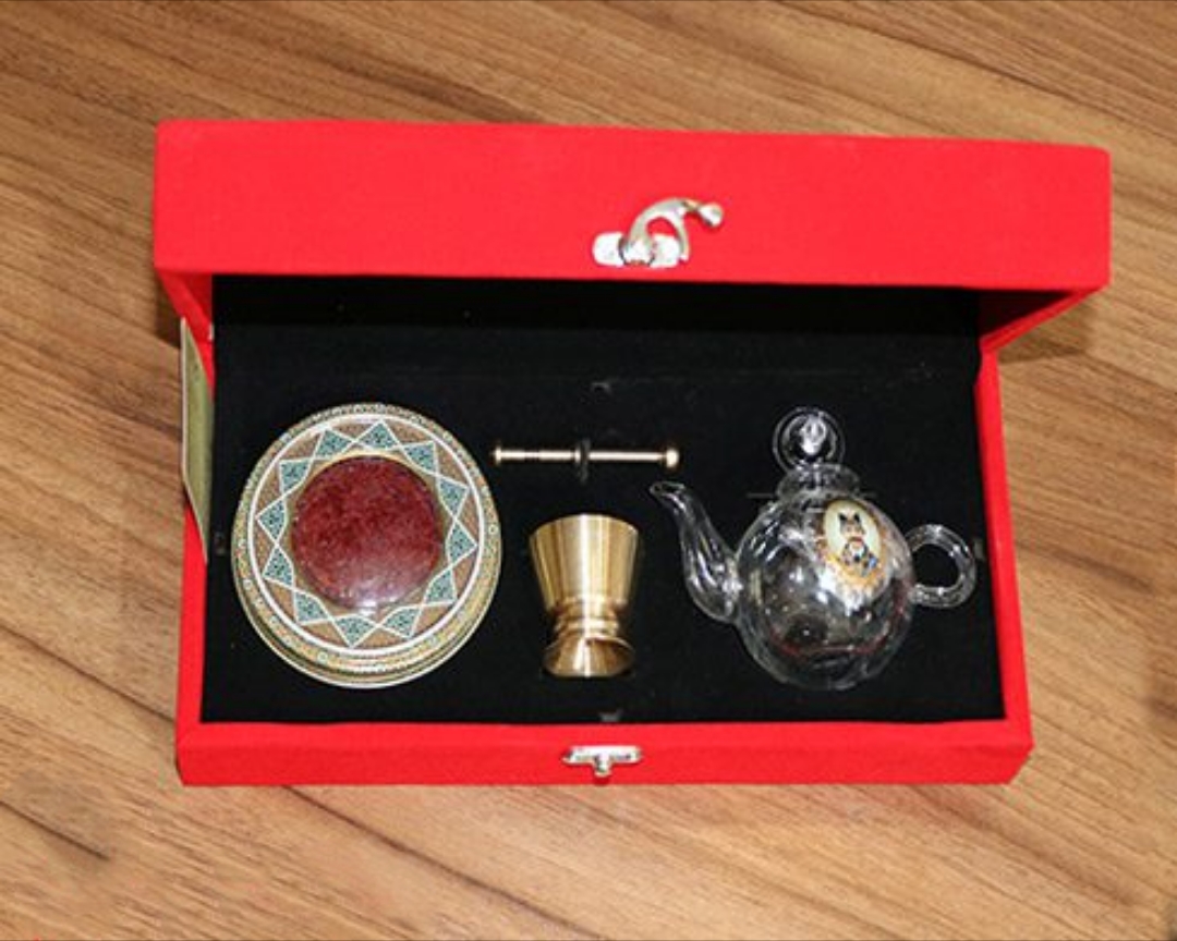 جعبه کادویی زعفران 