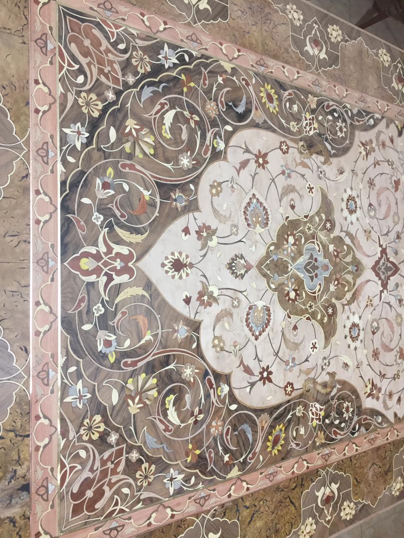 میز خاص 9متری معرق