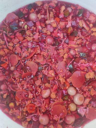 فروش انواع ترشی ملک بانو