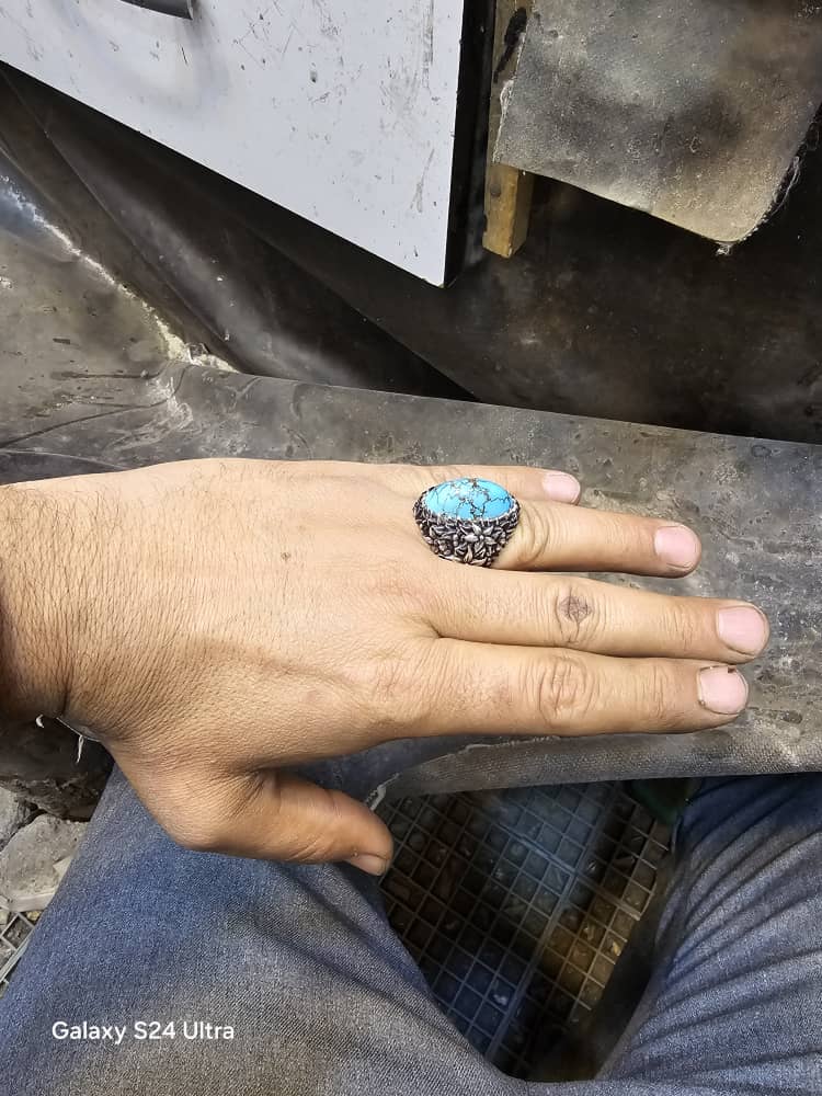 خاتم نيشابور باللون الفيروزي