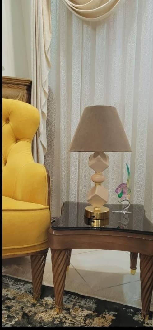 دکوری و تزئینی 