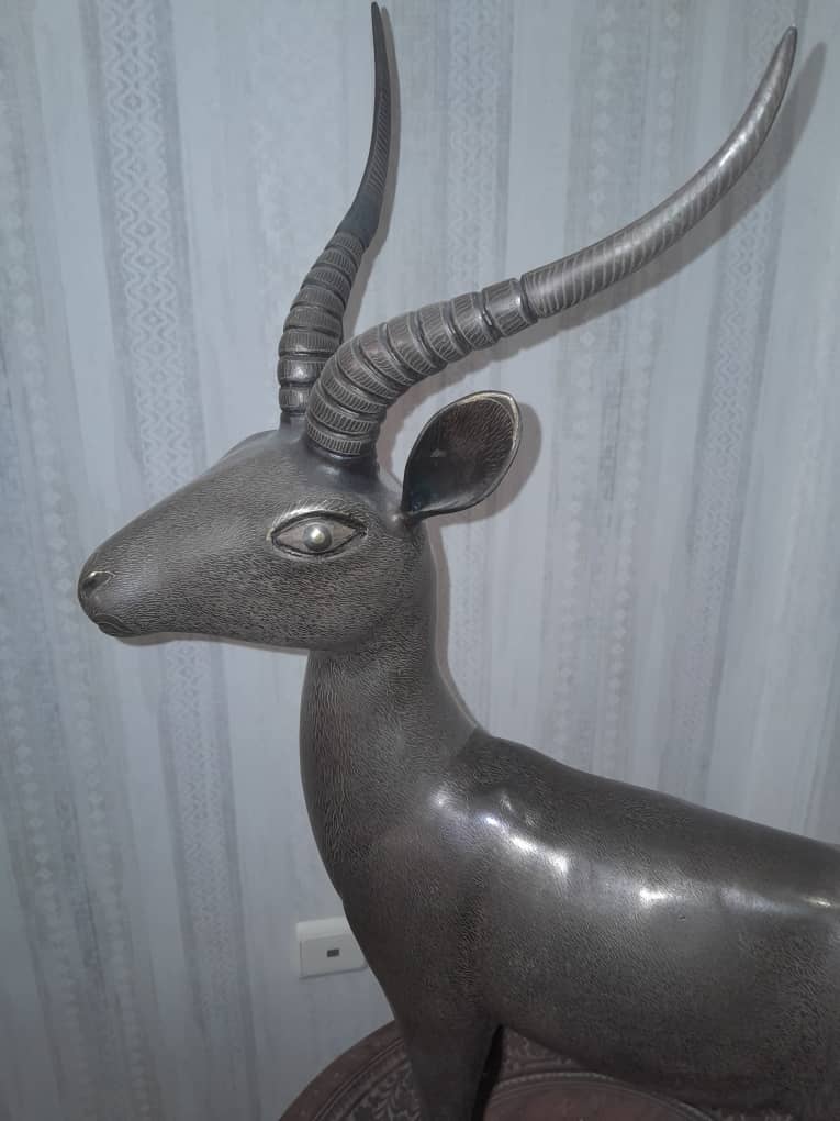 آهوی طلا کوب