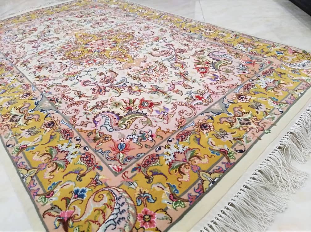 قالیچه دست بافت 