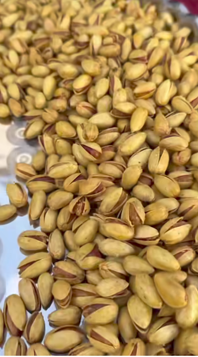 زعفران زرشک پسته هل گلاب و...عسل