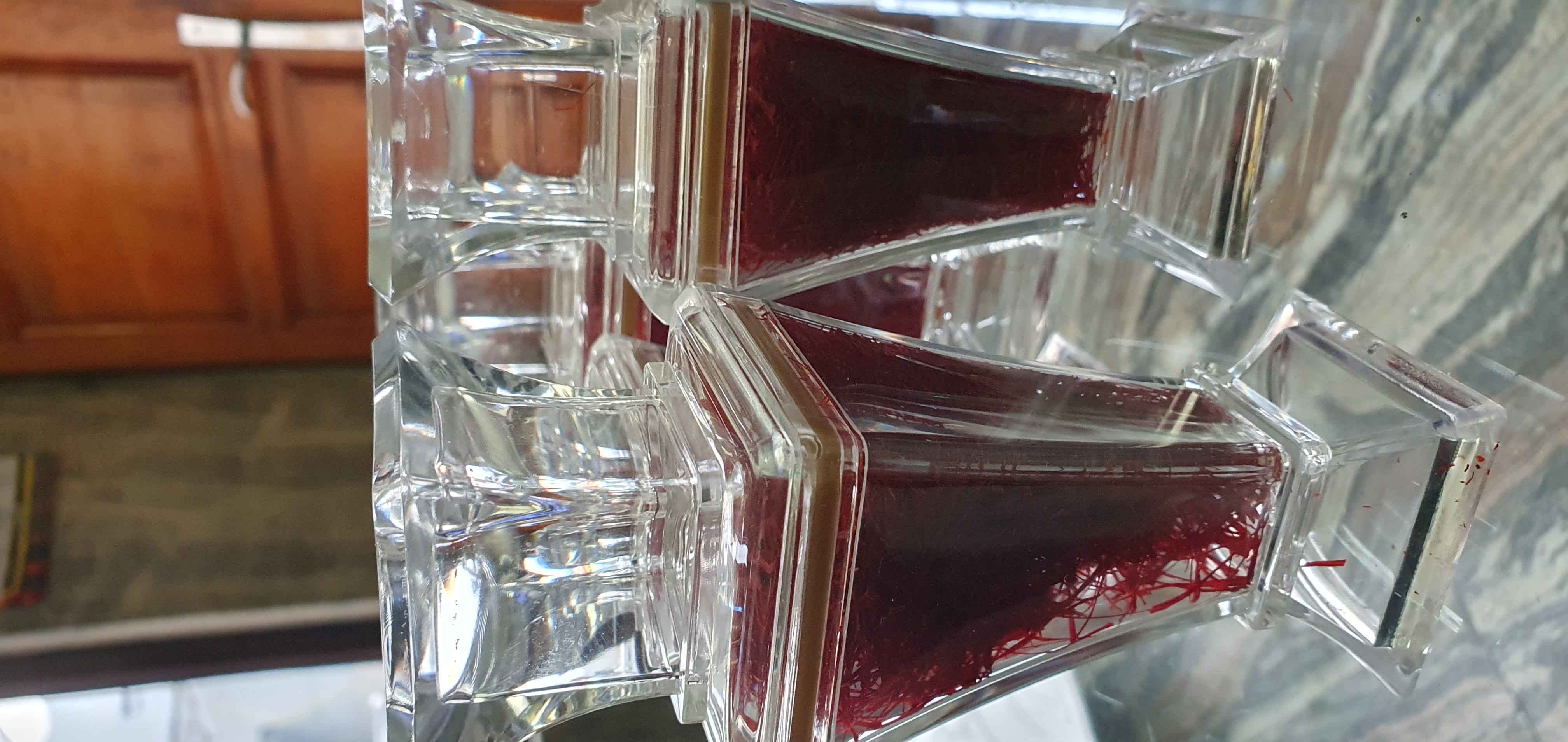 زعفران اصیل ایران 