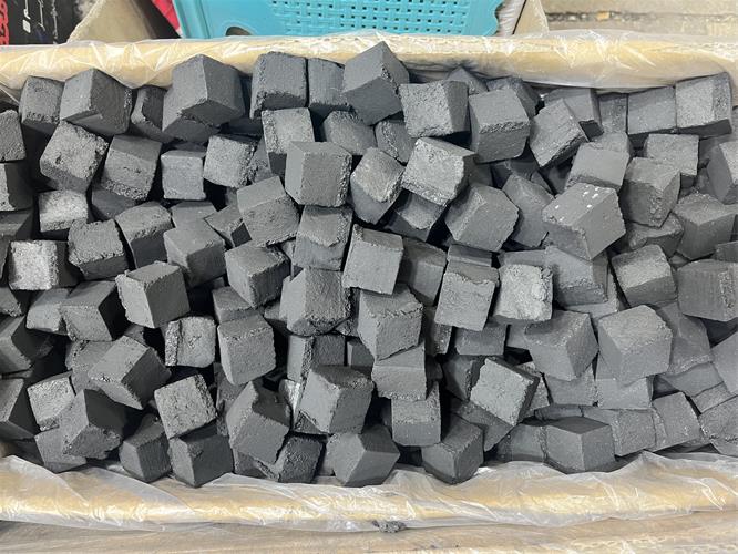 ذغال پسته حبه ای