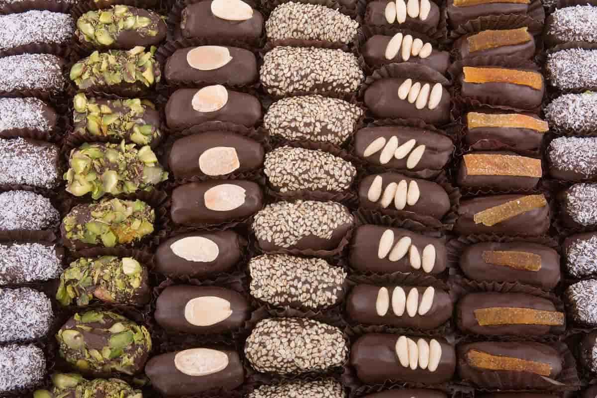فروش بادام، پسته، گردو و ...