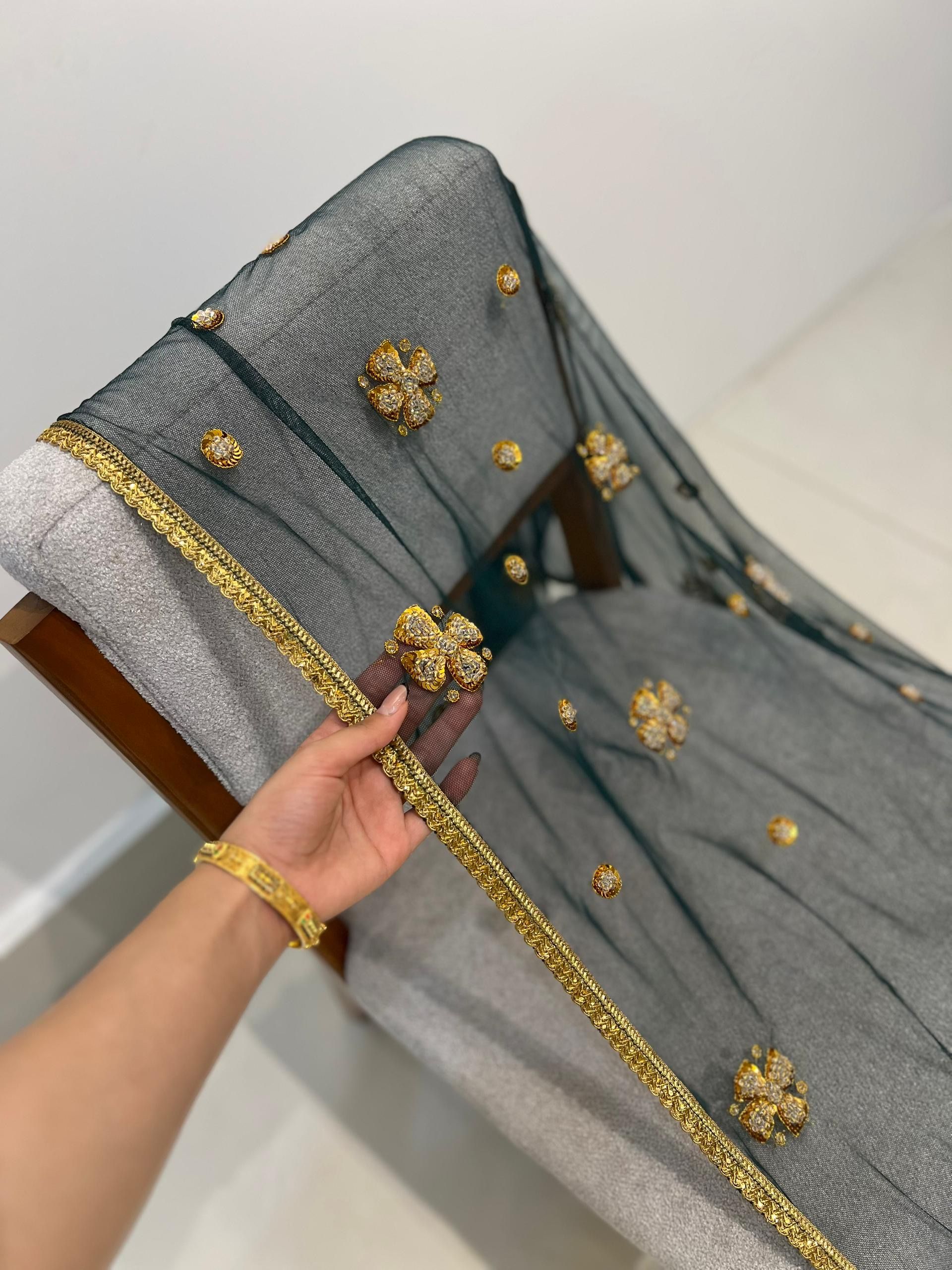 شال و عبا کار شده عربی